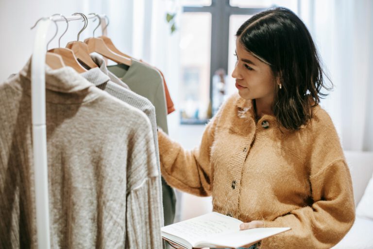 How to Create Fashion Content in 2025: 13 Tips and Tricks
